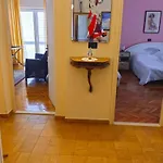 Apartman Charming In With Balcony
