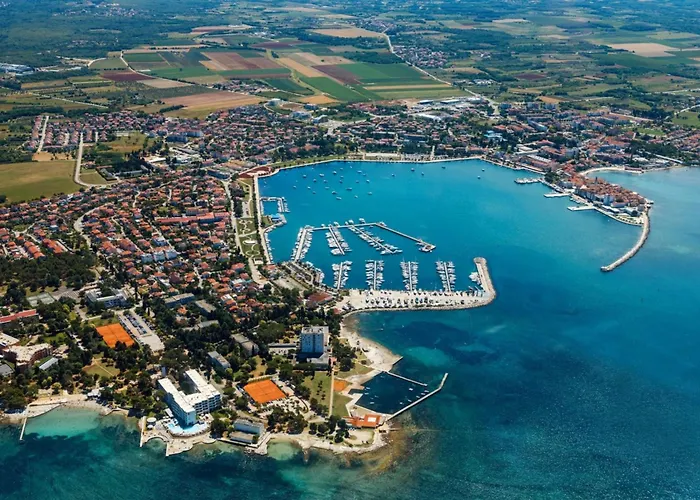 Charming In With Balcony